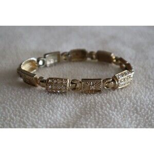 LInks Many Rhinestones Bracelet Gold Toned Fashion Jewelry 8”